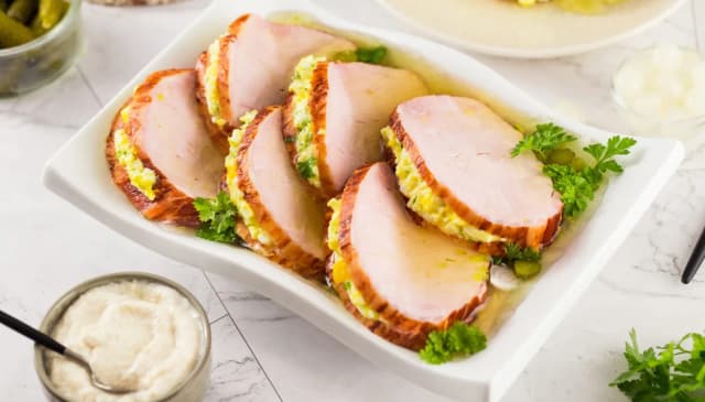 Schab z czym podawać – najlepsze dodatki, które zaskoczą smakami Schab z czym podawać – najlepsze dodatki, które zaskoczą smakami