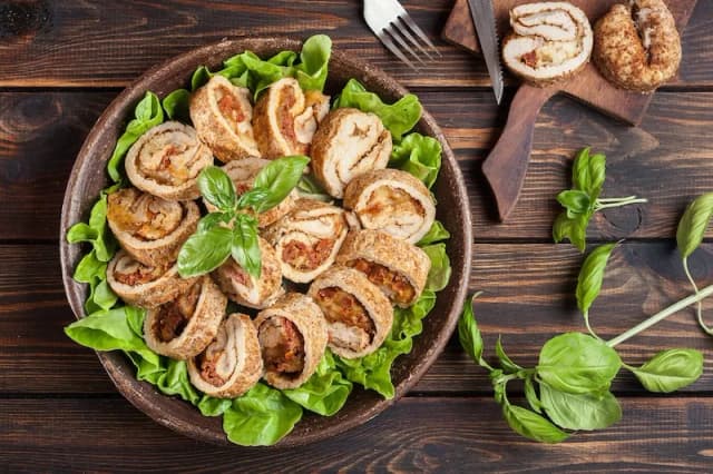 Pomysły na obiad: co zrobić ze schabu, by zaskoczyć rodzinę Pomysły na obiad: co zrobić ze schabu, by zaskoczyć rodzinę