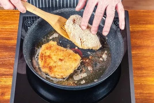 Bitki drobiowe: Proste przepisy i sekrety idealnych sosów Bitki drobiowe: Proste przepisy i sekrety idealnych sosów