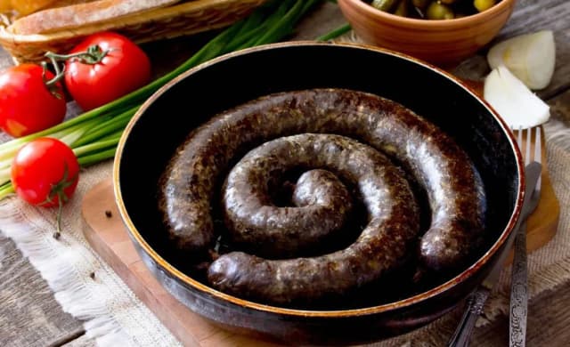 Czy w ciąży można jeść kaszankę? Bezpieczne zasady i ryzyka